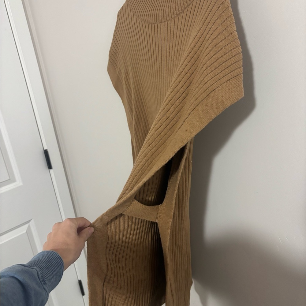 Stunning Banana Republic Camel Ribbed Knit Top See Measurements - Picture 5 of 8